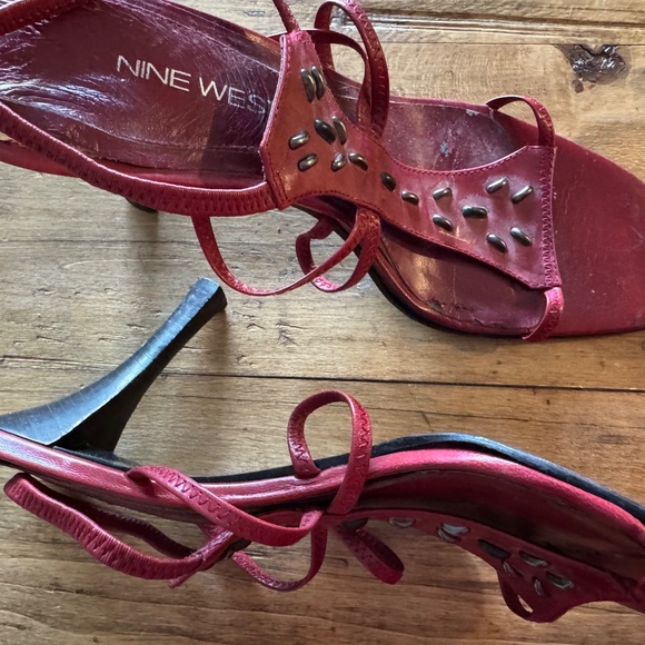 Nine West Strappie Red heels, size 9 - Picture 2 of 3